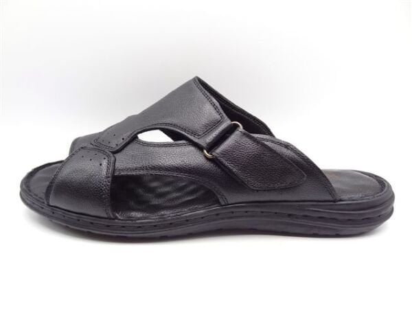 Büyük Numara Siyah Erkek Terlik CT4388