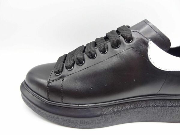 Siyah Beyaz Spor Erkek Ayakkabı EKS425