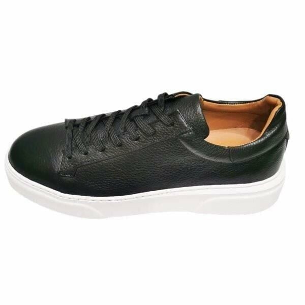 Beyaz Taban Siyah Sneaker